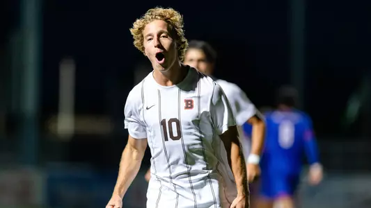Lorenzo Amaral celebrates