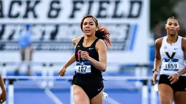 Elle Riley competes at the 2026 NCAA First Round