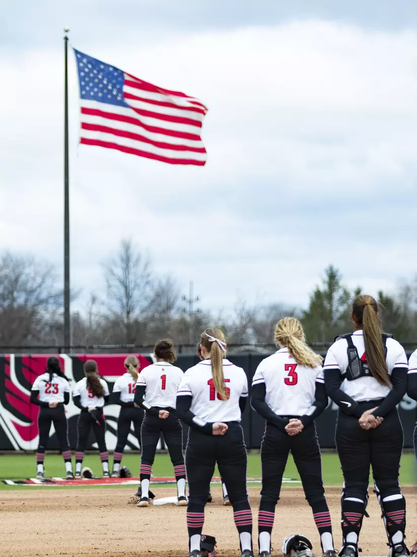 22_MC-20071-Softball vs. Kent State Doubleheader