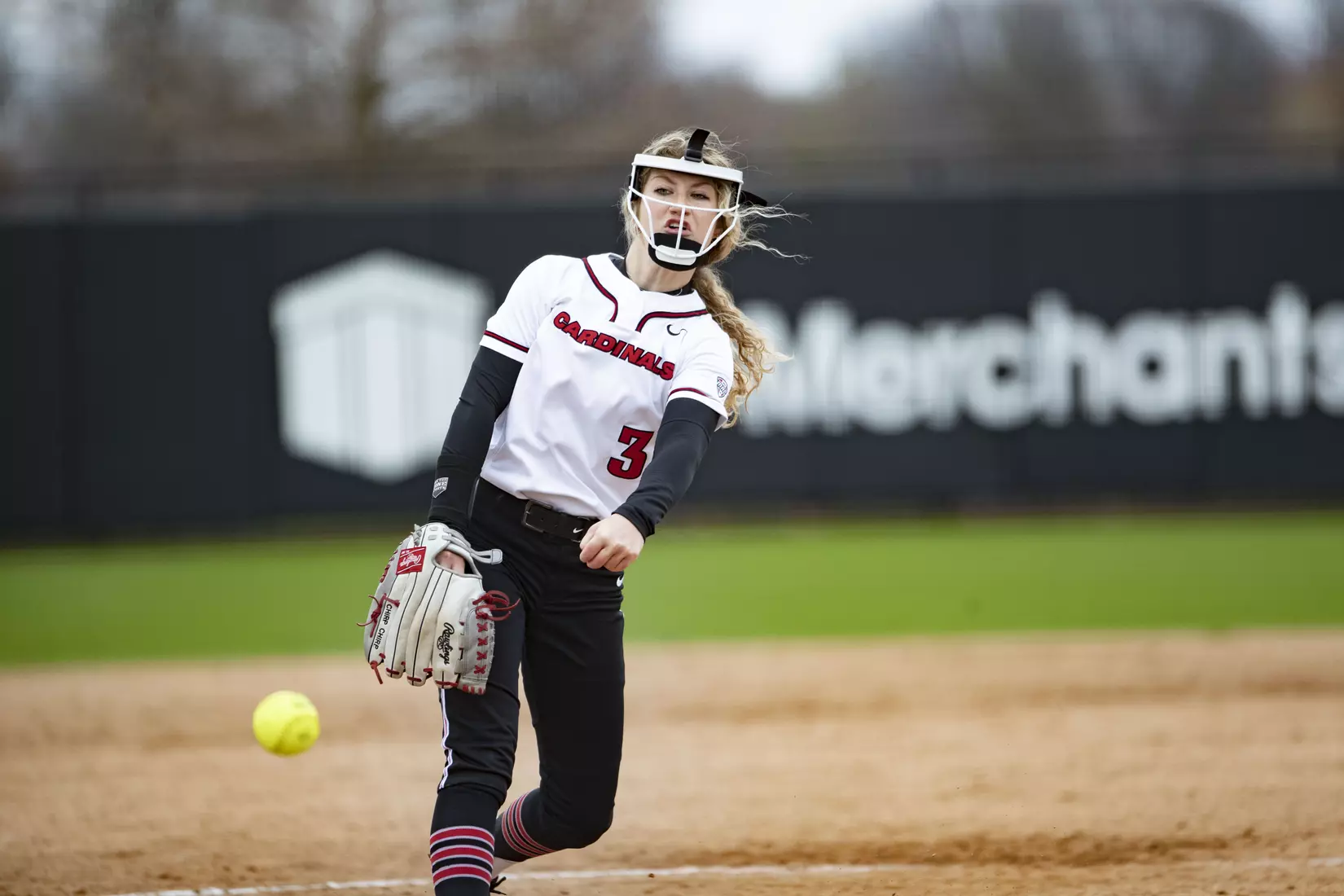 22_MC-20071-Softball vs. Kent State Doubleheader