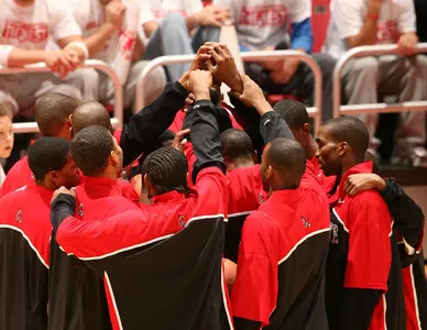 Men's Basketball Falls At Tennessee State, 67-60