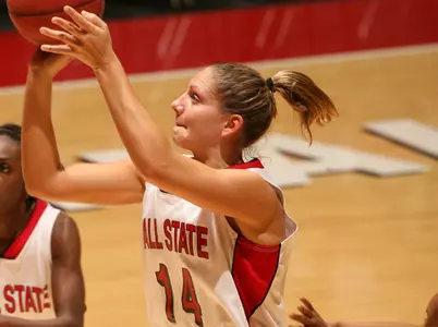 Women's Basketball Battles Xavier Friday
