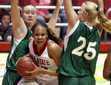 Women's Basketball Opens Season At Michigan Tonight