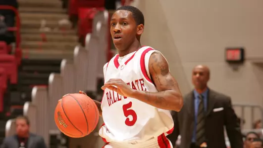 Basketball Falls To Kansas In Las Vegas Invitational