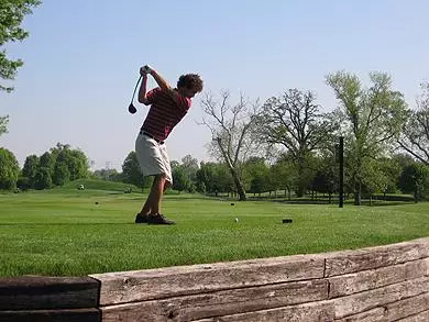 Golf Struggles In Final Fall Event