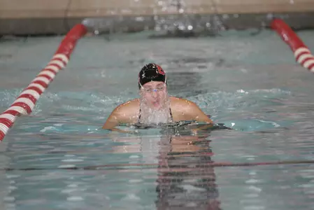 Women's Swimming Falls Against Toledo