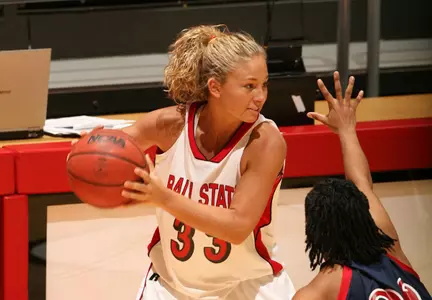 Women's Basketball Travels To Illinois State Wednesday