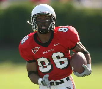 Football Team Nearly Defeats No. 2 Ranked Michigan