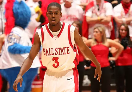 Cook's 17 Points Not Enough; Men's Basketball Falls To EMU