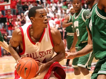 Mills Leads Four In Double Figures In BSU Win Over Ohio