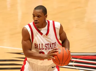 Mills & Peyton Lead Cardinals To MAC Win Over Buffalo