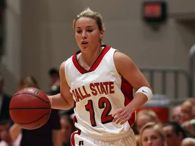 Women's Basketball Hosts Kent State Today
