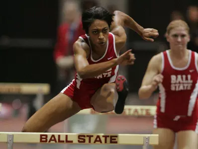 Williams Posts Three First Place Times At IWU Invite