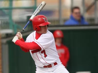 Bond Jr.'s Homer Lifts Baseball Over Charleston Southern, 9-8
