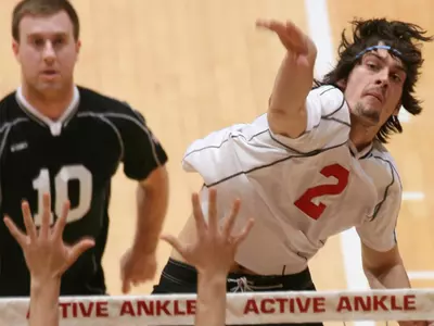 Men?s Volleyball Places Two on Preseason All-MIVA Team