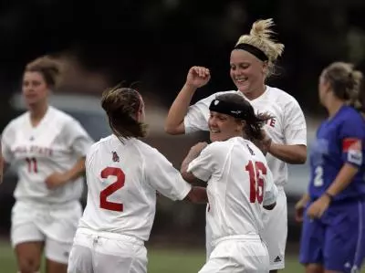 Soccer Alumni Day Set for April 17