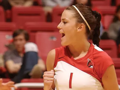 No. 16 Ohio State Sweeps Women?s Volleyball