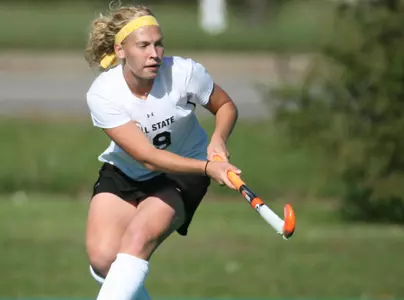 Field Hockey Falls 2-0 To Louisville in Battle Of Cardinals