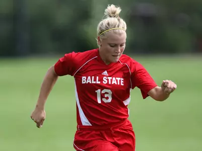 Soccer Falters At Eastern Illinois, 1-0