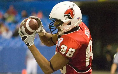 Football Team Improves to 3-0 with 41-24 win at Akron