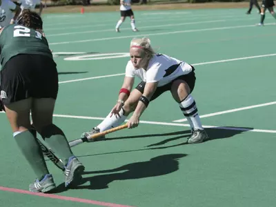 Field Hockey Falls On The Road To Ohio