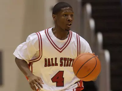 Men's Hoops Hosts SIU-Edwardsville Saturday At 2 p.m.
