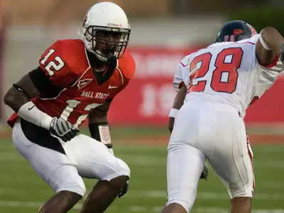 Football's Trey Lewis Wins MAC Weekly Award