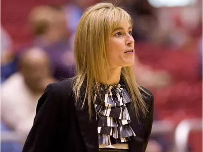 Women?s Basketball Advances To Semifinals Of MAC Tournament