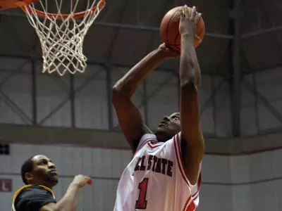 Men's Basketball Travels To Evansville Tonight