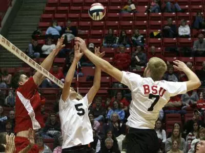 Men?s Volleyball Hosts Alumni Match Saturday