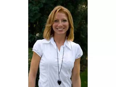 Bishel Named MAC Track Athlete Of The Week