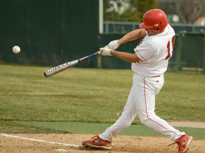 Central Michigan Scores Late To Hand Baseball 5-4 Loss