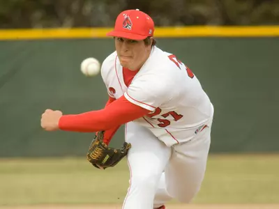 Seven-Run Eighth Lifts Baseball Over Toledo Saturday