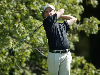 Men's Golfer Advances; Alum Wins Open Qualifier