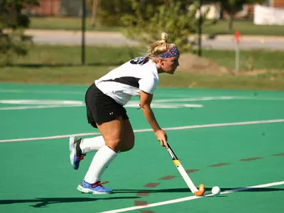 Field Hockey Falls To Saint Louis 2-1