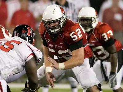 Football Team Takes 5-0 Record to Toledo Saturday