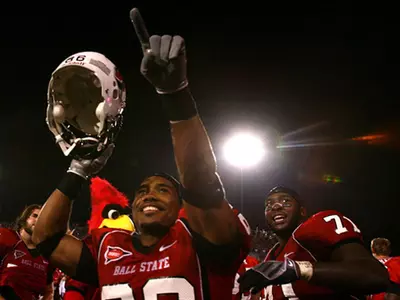 Dante Love Has H.S. Jersey Retired, Honored at GMAC Bowl