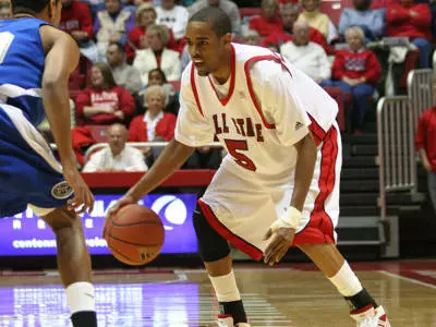 Men's Basketball Hosts SIU Edwardsville Saturday