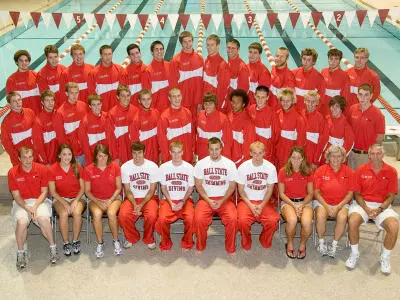 Men?s Swimming & Diving Fourth At MAC's