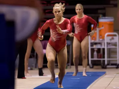 Gymnastics Team Hosts WMU Sunday in THINK PINK Meet