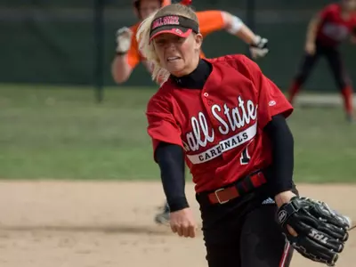 Softball Suffers Close Losses In Seventh Innings