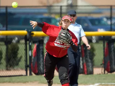 Softball Prepares For Razorback Invitational Weekend