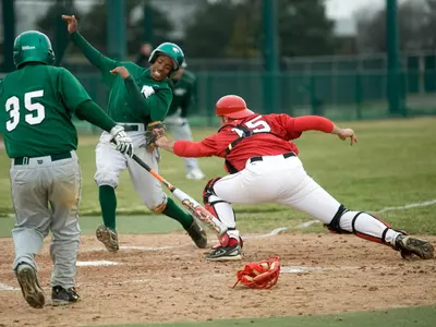 Baseball Sweeps Doubleheader Against Chicago State