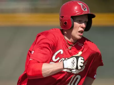 Baseball Splits Doubleheader Against Central Michigan