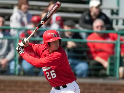 Baseball Team Beats UAB 9-5 in Friday's Series Opener