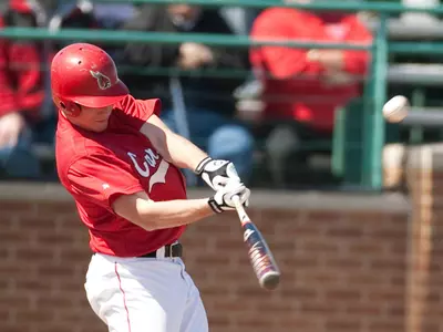 Baseball Falls At The College Of Charleston, 7-4