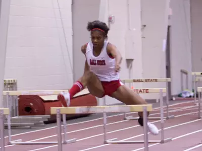 T&F Scores 15 Top 10 Finishs At Gladstein Invitational
