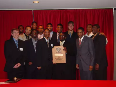 Men?s Basketball Honors 2008-09 Season At Postseason Banquet