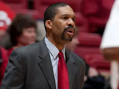 Men's Basketball Signs Two Indiana High School Standouts