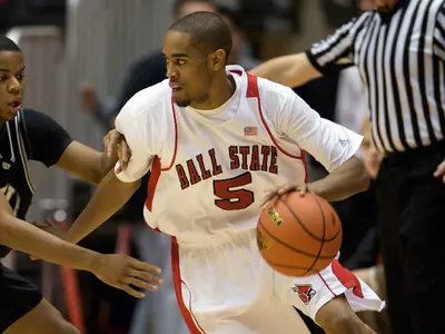 Men's Basketball Hosts Toledo Sunday At 1 P.M.